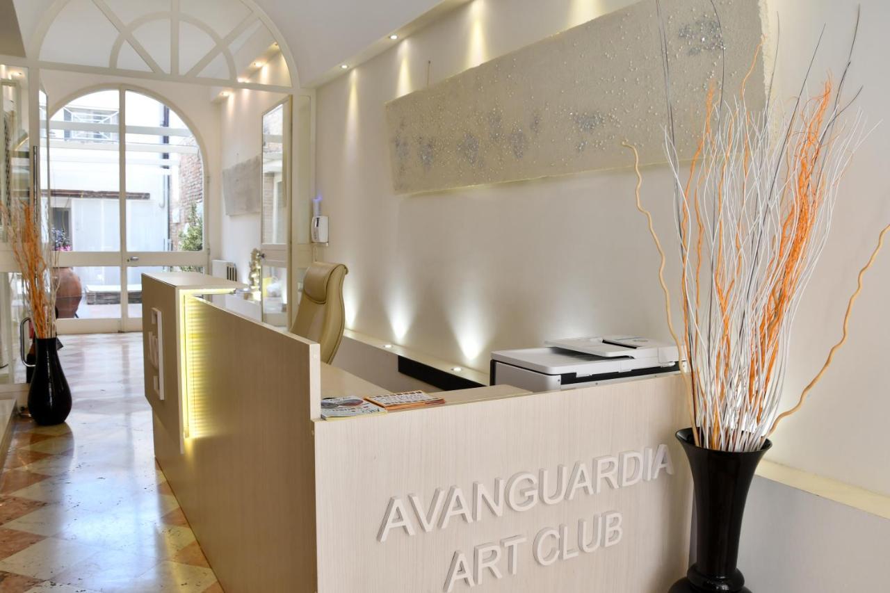 Avanguardia Art Club Ferrare Extérieur photo